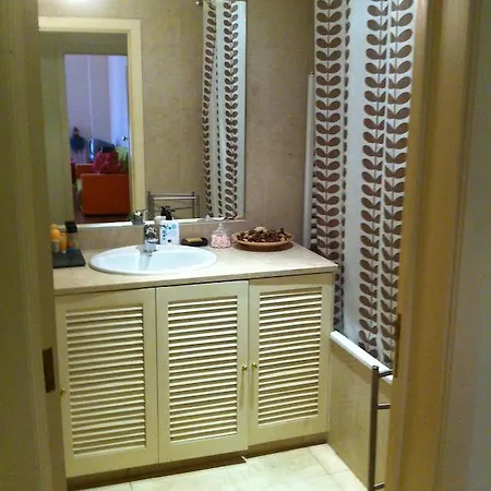 Apartamento No Largo Camoes Lisboa